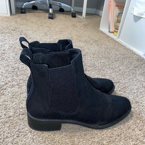 H&M black booties